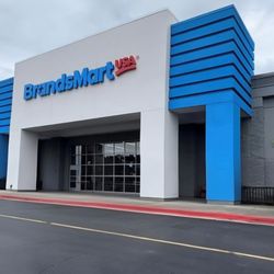 BrandsMart USA