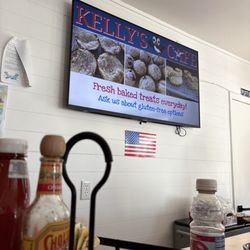 Kelly's Cafe - Counter seating.