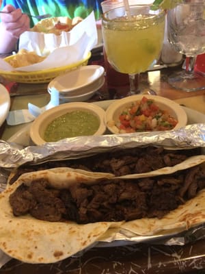 Ernesto's by null