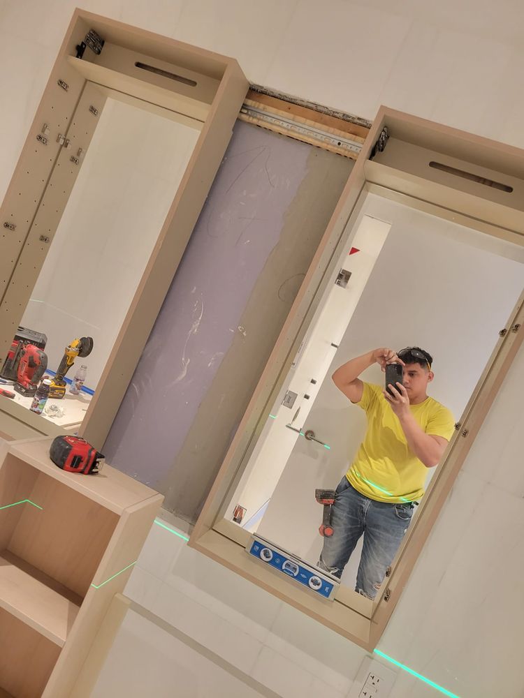 Slide of Acacia Remodeling