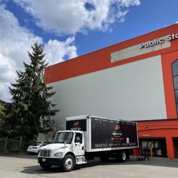 Exterior photo of Two Men And A Moving Van - Kent, Washington Exterior photo of Two Men And A Moving Van - Kent, Washington