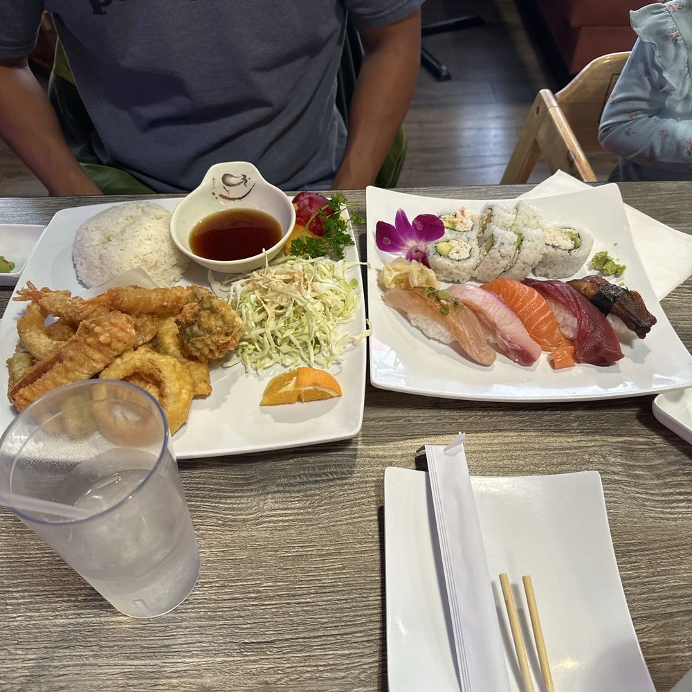 Sushi Momoyama - Momoyama Special - Sushi Bars Near Me - Concord, California Sushi Momoyama - Momoyama Special - Sushi Bars Near Me - Concord, California