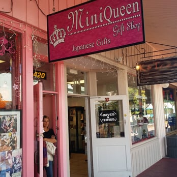 Mini Queen - Gift Shops Near Me - Kissimmee, Florida Mini Queen - Gift Shops Near Me - Kissimmee, Florida