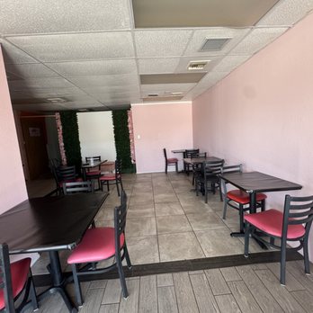 Antojitos Delicias - Seating area - Ice Cream & Frozen Yogurt Near Me - Casa Grande, Arizona Antojitos Delicias - Seating area - Ice Cream & Frozen Yogurt Near Me - Casa Grande, Arizona
