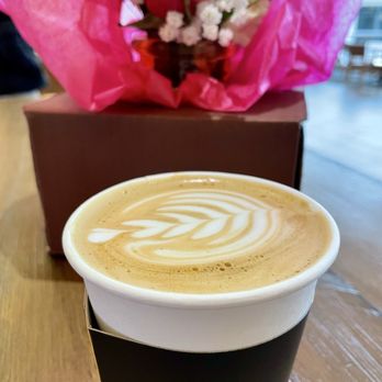 Shotted Specialty Coffee - Small hot Pistachio Latte with beautiful latte foam art - brilliantly delicious, strong coffee & thick milk-mustache-producing foam - A++ - Coffee & Tea Near Me - Tysons, Virginia