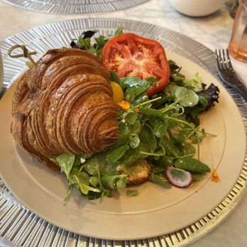 L'Artisane Creative Bakery - Bakeries Near Me - Coral Gables, Florida