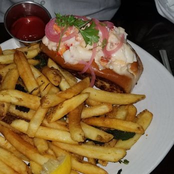 CRU - Lobster roll. I disagree about some fellow yelpers said about this item . Ours came out pretty good! . - Seafood Near Me - Nantucket, Massachusetts CRU - Lobster roll. I disagree about some fellow yelpers said about this item . Ours came out pretty good! . - Seafood Near Me - Nantucket, Massachusetts