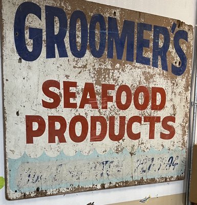 Groomer's Seafood by null