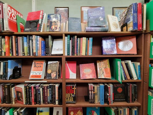 Walden Pond Books by null