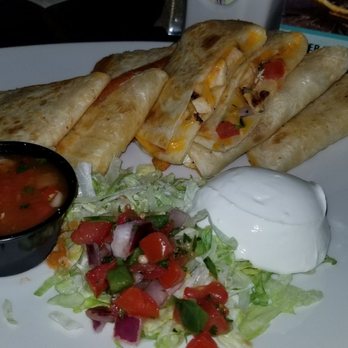 Rainforest Cafe - Appetizer quesadillas; really good to share - American Near Me - Grapevine, Texas
