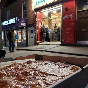 Luigi's Pizza - The store - Pizza Near Me - Brooklyn, New York Luigi's Pizza - The store - Pizza Near Me - Brooklyn, New York