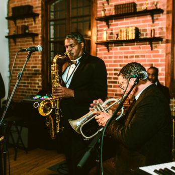 Blue Breeze Band - Musicians Near Me
