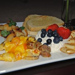 Sylvia's Bed 'n Breakfast - Mmm - Homemade breakfast