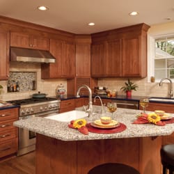Hantel Kitchens & Baths
