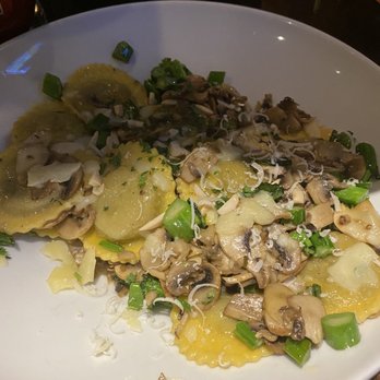 4th Spot Kitchen & Bar - Canadian (New) Near Me - Calgary, Alberta