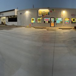 The outside of DayLight Donuts!!!