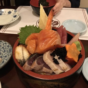 Ginza - Sushi Bars Near Me - Bellevue, Washington