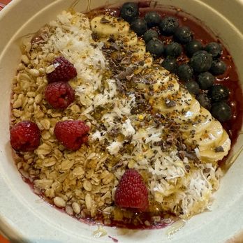 Raw Addiction Plus - Skinny Acai Bowl - Vegan Near Me - Pembroke Pines, Florida Raw Addiction Plus - Skinny Acai Bowl - Vegan Near Me - Pembroke Pines, Florida