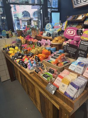 Lush Cosmetics Boulder by null
