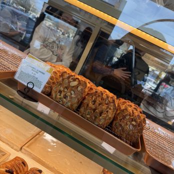 Tous Les Jours - Pastries - Bakeries Near Me - Virginia Beach, Virginia Tous Les Jours - Pastries - Bakeries Near Me - Virginia Beach, Virginia