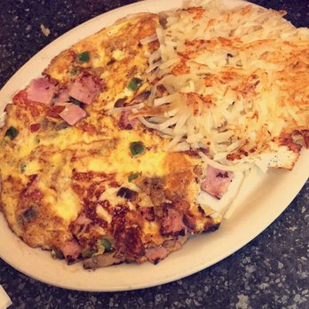 Sarkis Cafe - Sarkis Special with a side of Hashbrowns. - Diners Near Me - Evanston, Illinois