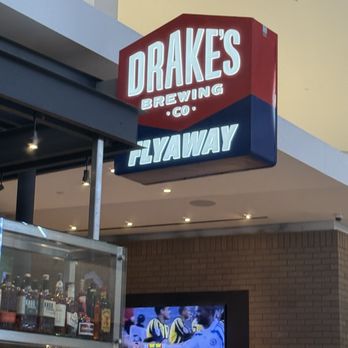 Drake’s Flyaway - SFO - Pizza Near Me - San Francisco, California Drake’s Flyaway - SFO - Pizza Near Me - San Francisco, California