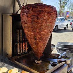 Tacos El Gallito - Massive Al Pastor Trompo