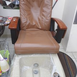 Super Brows Beauty Salon - Pedicure with antibacterial bags