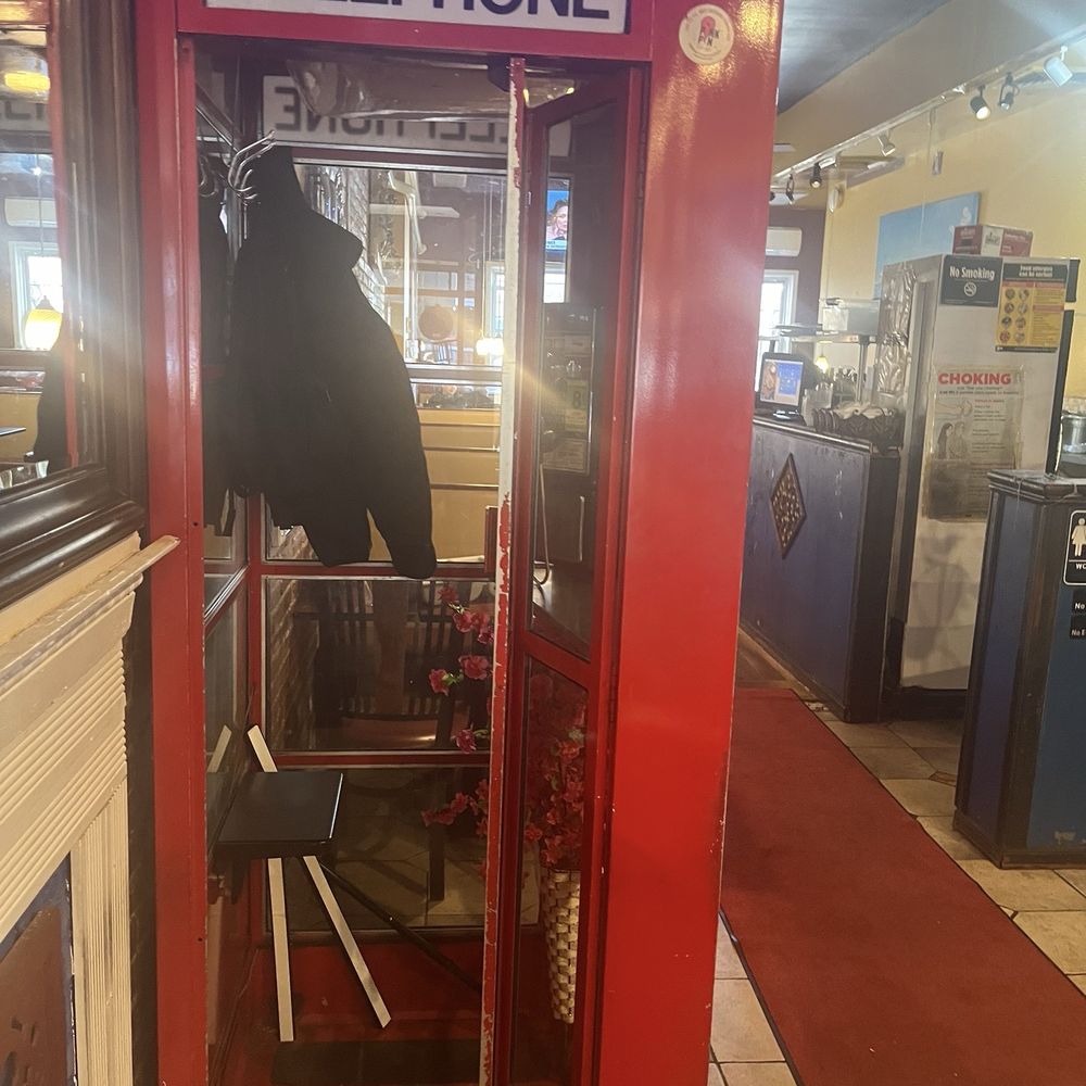 Daisy's Diner - Nostalgia telephone booth - Diners Near Me - Brooklyn, New York Daisy's Diner - Nostalgia telephone booth - Diners Near Me - Brooklyn, New York