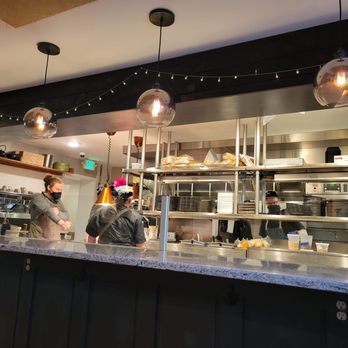 Field & Main Restaurant - Seafood Near Me - Marshall, Virginia