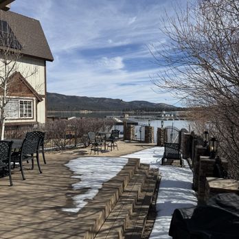 Big Bear Vacations - Backyard - Vacation Rentals Near Me - Big Bear Lake, California Big Bear Vacations - Backyard - Vacation Rentals Near Me - Big Bear Lake, California