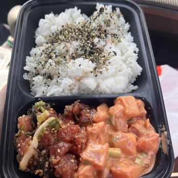 Santo Market - Large poke bowl with 1/2 shoyu tuna and 1/2 spicy tuna - Delis Near Me - San Jose, California