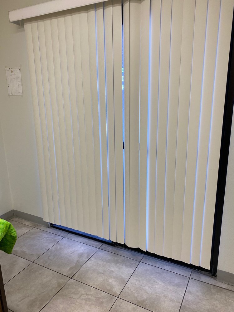 AVALON URGENT CARE CENTER 76 Reviews 58471 29 Palms Hwy, Yucca