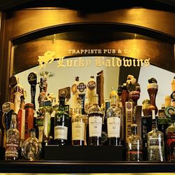 Lucky Baldwins Pub - Trappiste - Pour me another one!