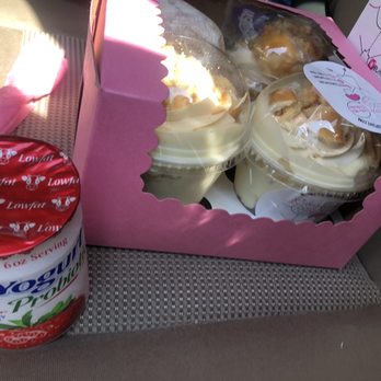 Little Miz Cupcake - Custom Cakes Near Me - Philadelphia, Pennsylvania Little Miz Cupcake - Custom Cakes Near Me - Philadelphia, Pennsylvania