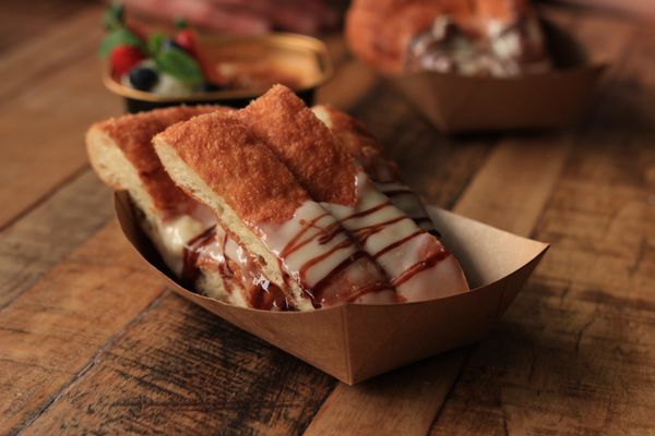 Steel Pan Pizza by null