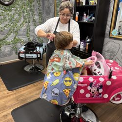 Kid's Castle Cuts - Vivian's magic
