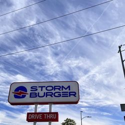 StormBurger - Sign from street
