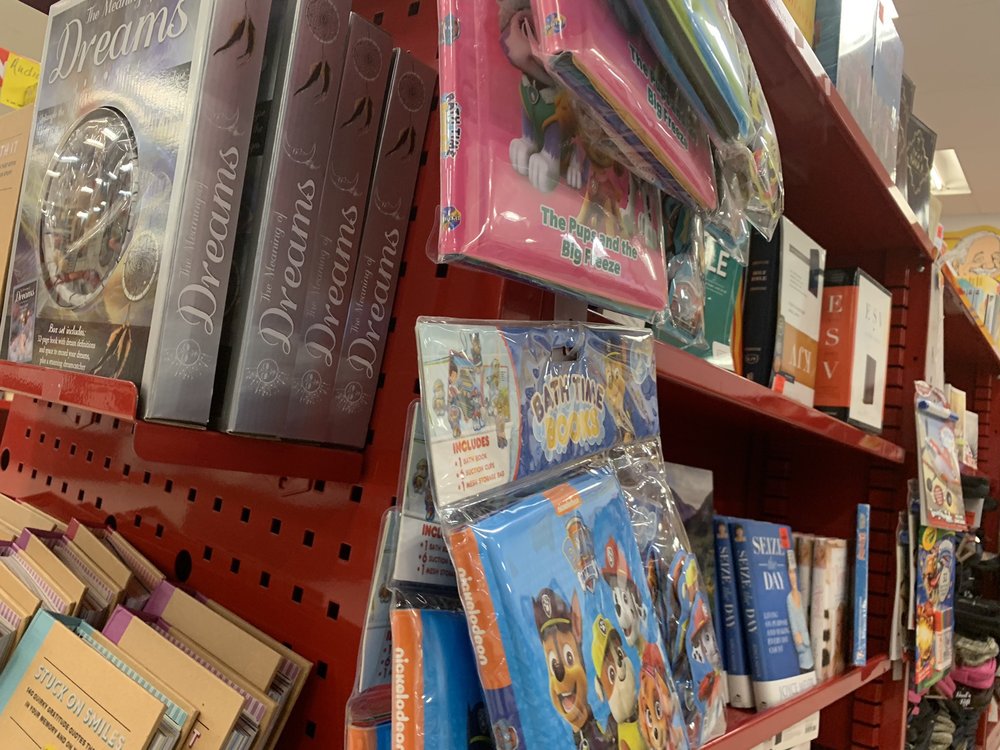 OLLIE’S BARGAIN OUTLET 23 Photos & 11 Reviews Outlet Stores 3501