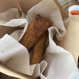 Egg rolls Egg rolls
