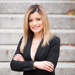 The Law Offices of Sandra Guzman Salvado - Child Custody Attorney Abogada de Custodia