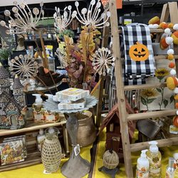 True Value - Arroyo Grande Home and Garden - Come check out our beautiful holiday at home decor!!