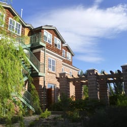 Torrey Schoolhouse Bed & Breakfast - View from the back