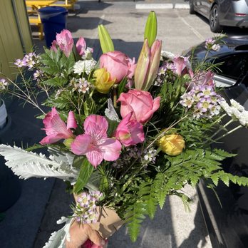 Petals By The Beach - Florists Near Me - San Diego, California