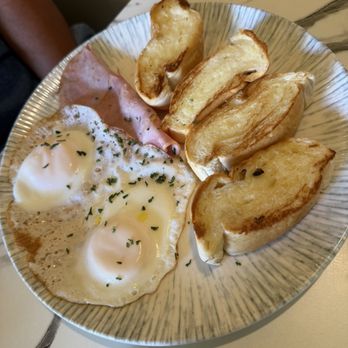 The yellow door - Classic fried eggs - Coffee & Tea Near Me - Dorado, Puerto Rico The yellow door - Classic fried eggs - Coffee & Tea Near Me - Dorado, Puerto Rico