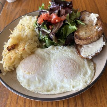 Töast - Breakfast & Brunch Near Me - Fergus Falls, Minnesota