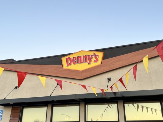 Denny's Restaurant by null