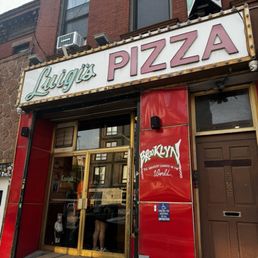 Historical Pizza shop! Historical Pizza shop!