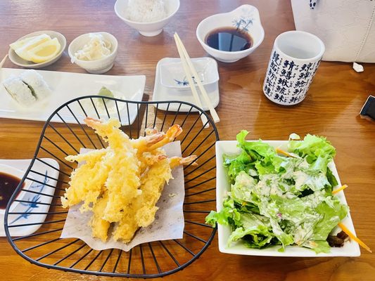 Sushi Daruma by null