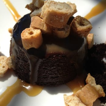 Solbar - Flourless chocolate cake, caramel, sea salt pretzels, stout ice cream - New American Near Me - Calistoga, California Solbar - Flourless chocolate cake, caramel, sea salt pretzels, stout ice cream - New American Near Me - Calistoga, California